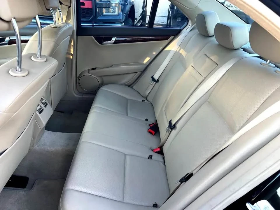 2009 Mercedes-Benz W204 C-Class - Image 10 of 13