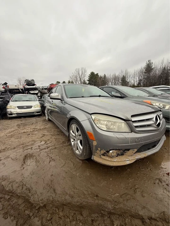 2009 Mercedes-Benz W204 C-Class - Image 4 of 7