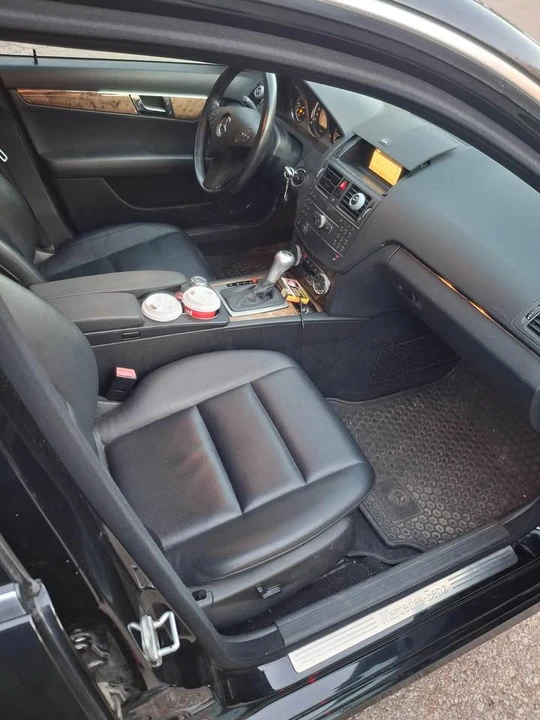 2009 Mercedes-Benz W204 C-Class - Image 5 of 6