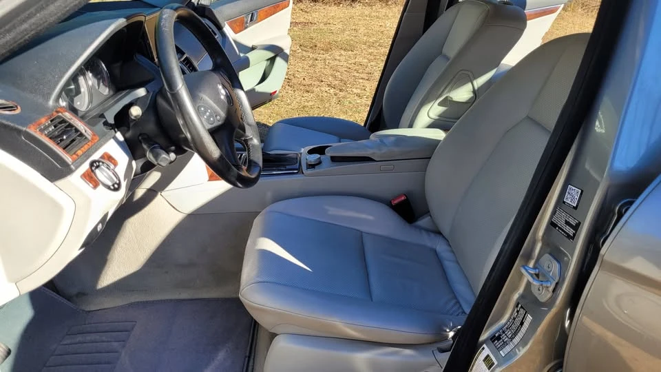 2009 Mercedes-Benz W204 C-Class - Image 9 of 20