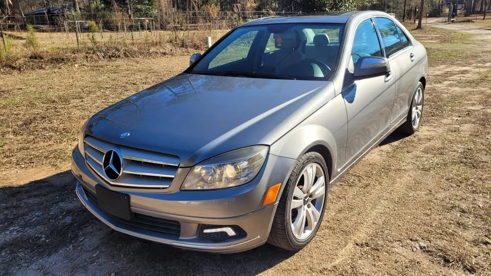 2009 Mercedes-Benz W204 C-Class - Image 4 of 20