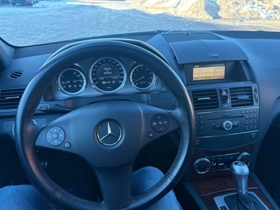 2009 Mercedes-Benz W204 C-Class - Image 14 of 16