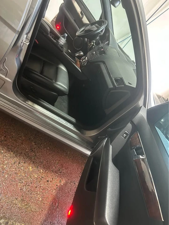 2009 Mercedes-Benz W204 C-Class - Image 13 of 15