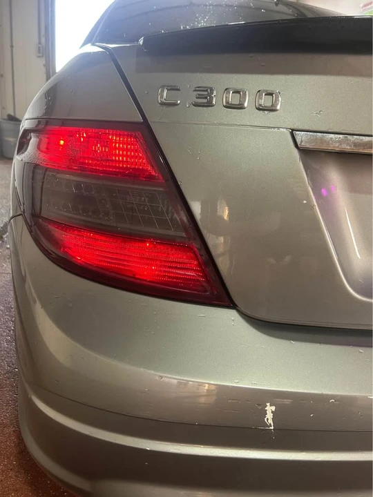 2009 Mercedes-Benz W204 C-Class - Image 3 of 15