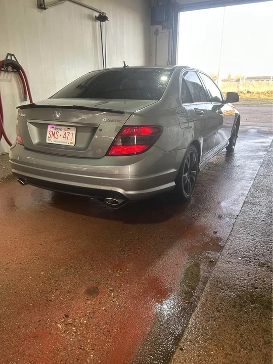 2009 Mercedes-Benz W204 C-Class - Image 2 of 15