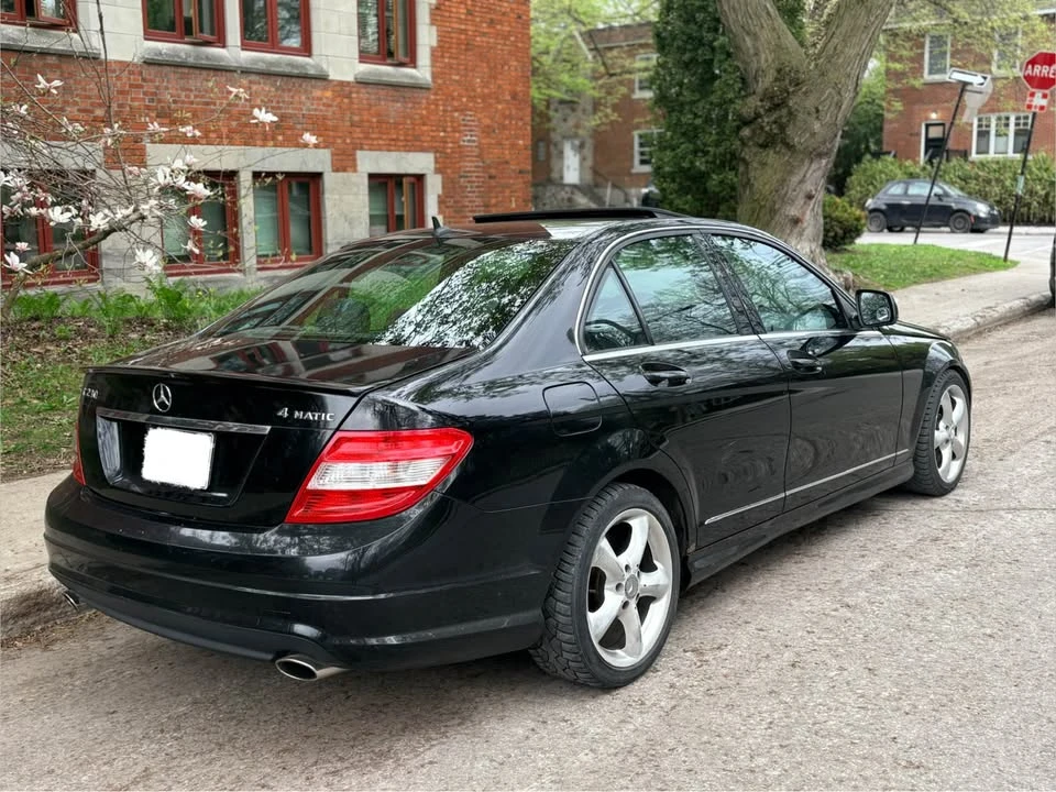 2009 Mercedes-Benz W204 C-Class - Image 13 of 20