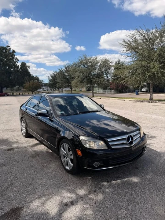 2009 Mercedes-Benz W204 C-Class - Image 3 of 11