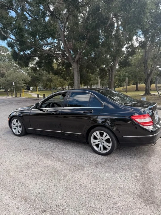 2009 Mercedes-Benz W204 C-Class - Image 9 of 11