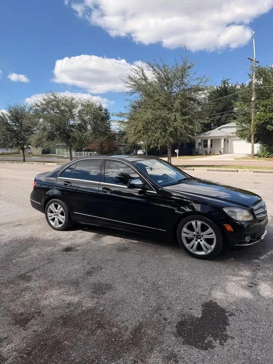 2009 Mercedes-Benz W204 C-Class - Image 4 of 11