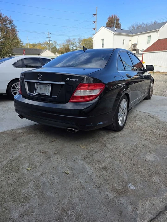 2009 Mercedes-Benz W204 C-Class - Image 2 of 5