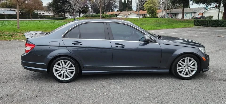 2009 Mercedes-Benz W204 C-Class - Image 2 of 6