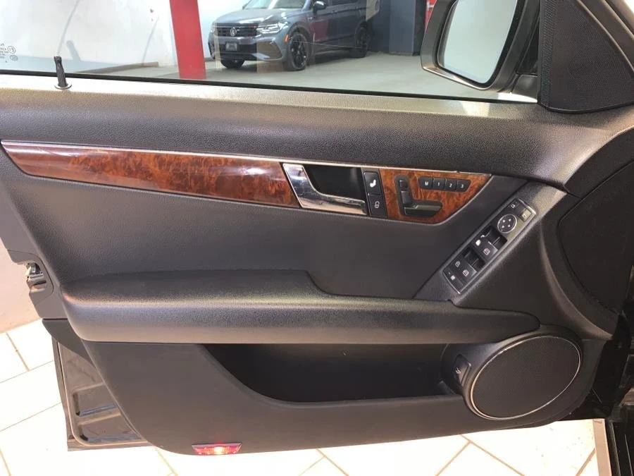 2009 Mercedes-Benz W204 C-Class - Image 7 of 18