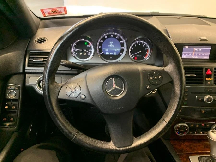 2009 Mercedes-Benz W204 C-Class - Image 10 of 18