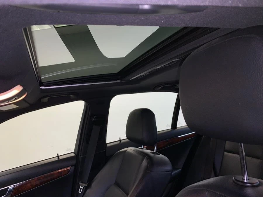 2009 Mercedes-Benz W204 C-Class - Image 9 of 18