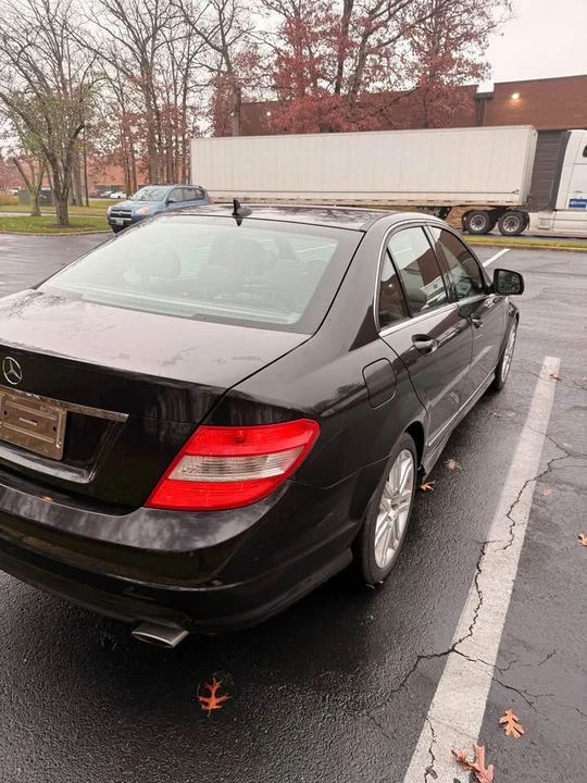 2009 Mercedes-Benz W204 C-Class - Image 5 of 20