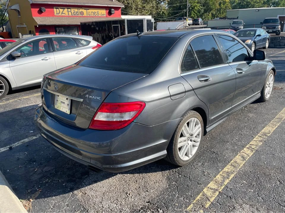 2009 Mercedes-Benz W204 C-Class - Image 8 of 14