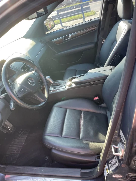 2009 Mercedes-Benz W204 C-Class - Image 10 of 14