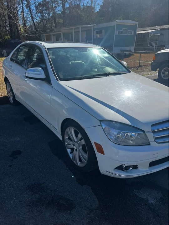 2009 Mercedes-Benz W204 C-Class - Image 3 of 5