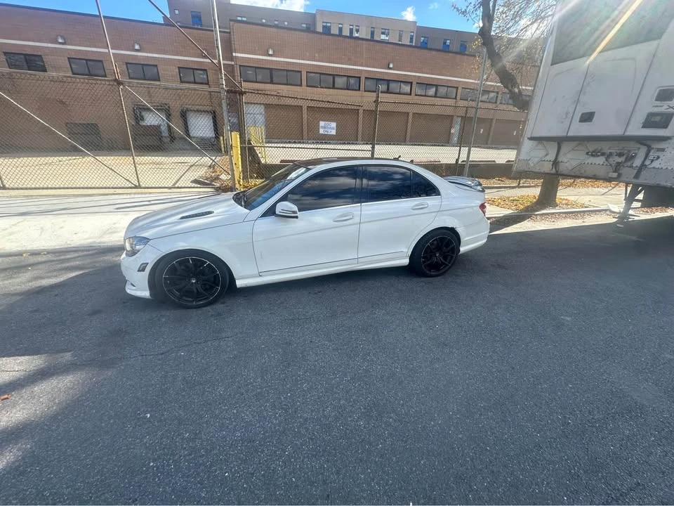 2009 Mercedes-Benz W204 C-Class - Image 6 of 8