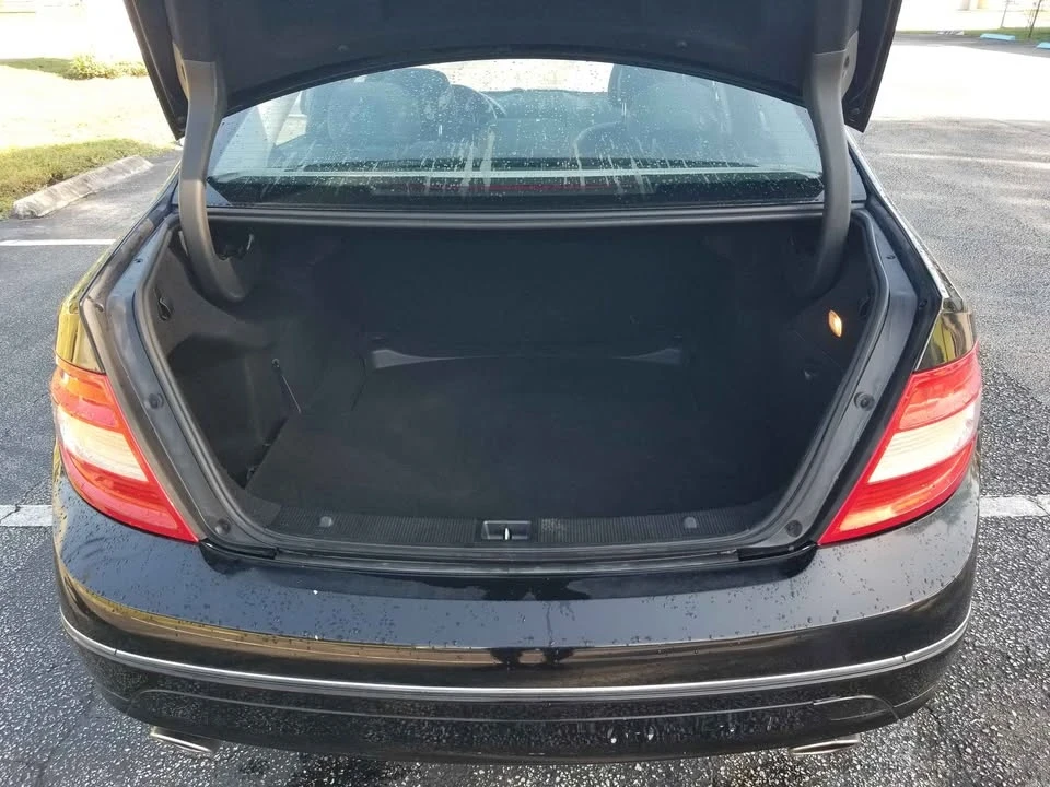 2009 Mercedes-Benz W204 C-Class - Image 18 of 20