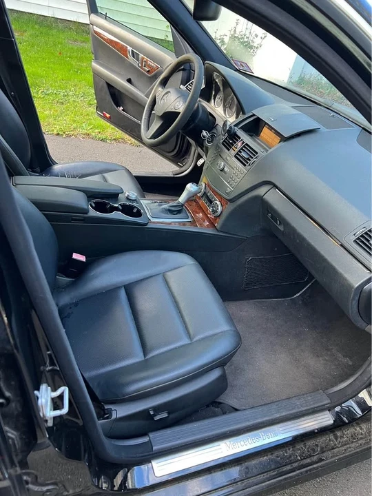 2009 Mercedes-Benz W204 C-Class - Image 9 of 11