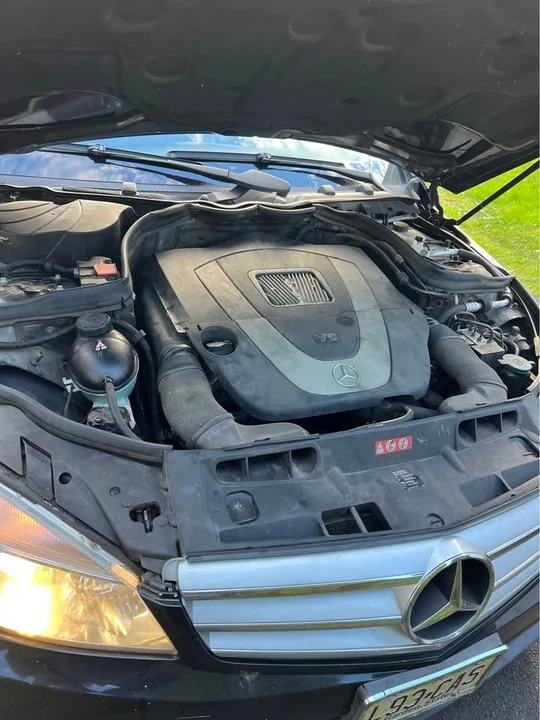 2009 Mercedes-Benz W204 C-Class - Image 10 of 11