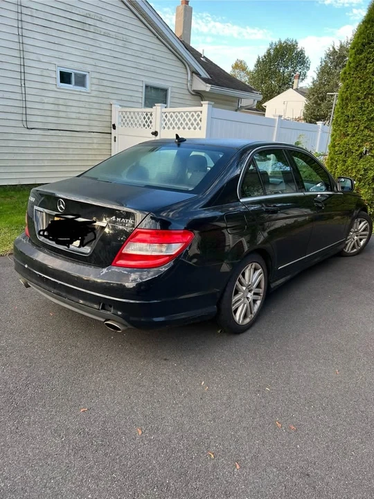 2009 Mercedes-Benz W204 C-Class - Image 2 of 11