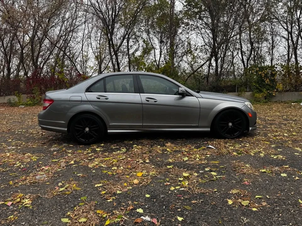 2009 Mercedes-Benz W204 C-Class - Image 4 of 10