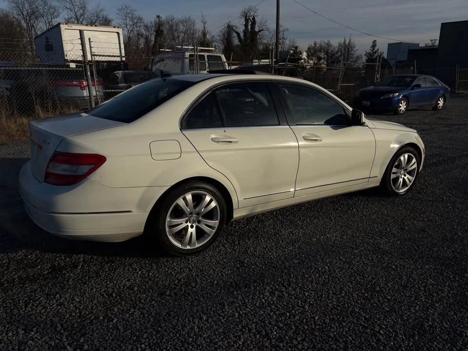 2009 Mercedes-Benz W204 C-Class - Image 5 of 10