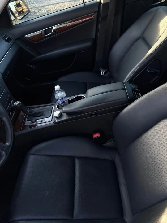2009 Mercedes-Benz W204 C-Class - Image 8 of 10