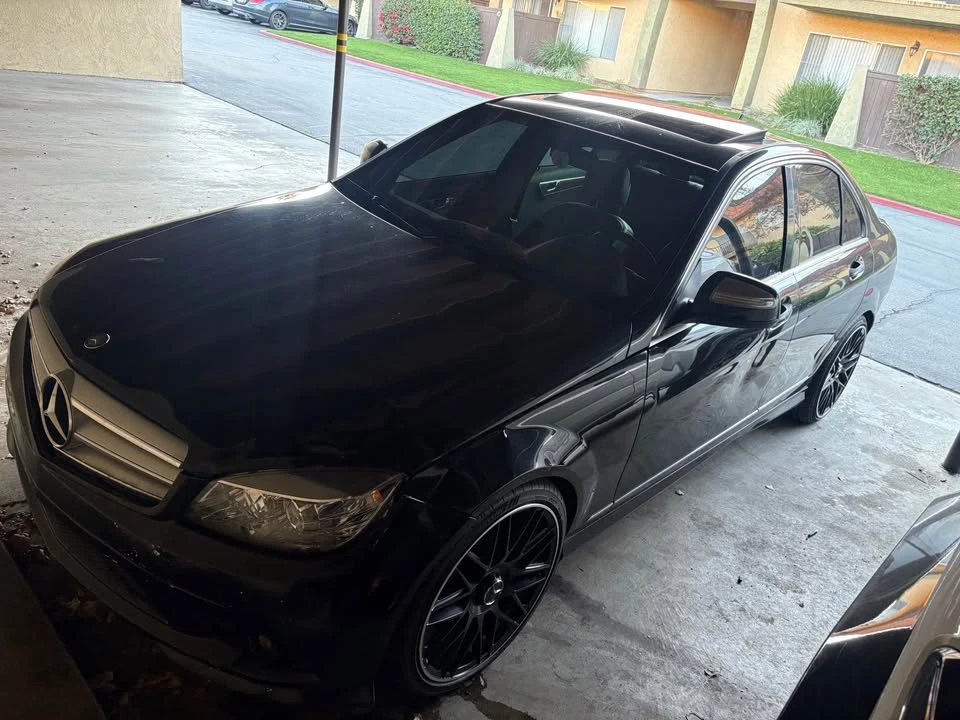 2009 Mercedes-Benz W204 C-Class - Image 2 of 11