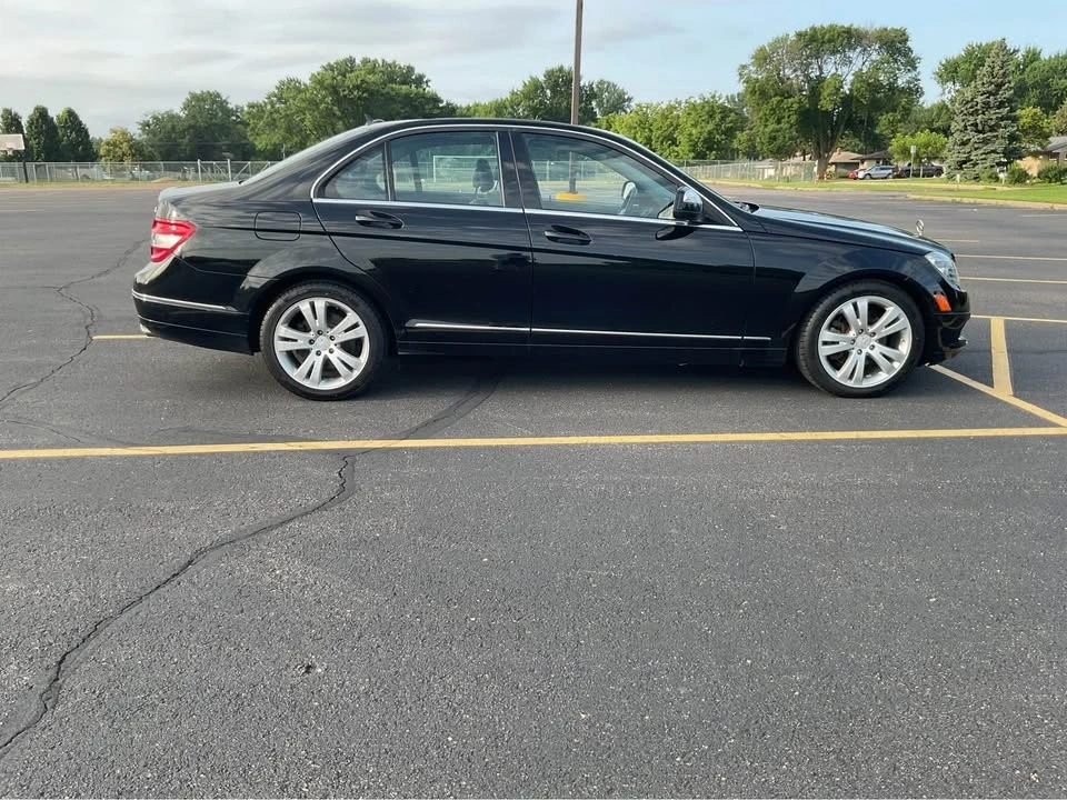 2009 Mercedes-Benz W204 C-Class - Image 5 of 19