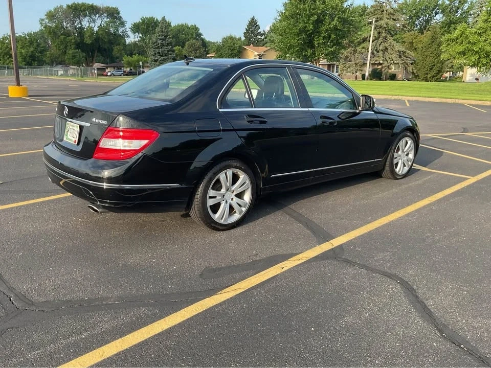 2009 Mercedes-Benz W204 C-Class - Image 3 of 19