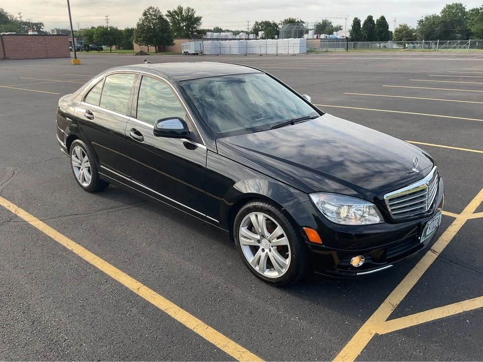 2009 Mercedes-Benz W204 C-Class - Image 2 of 19
