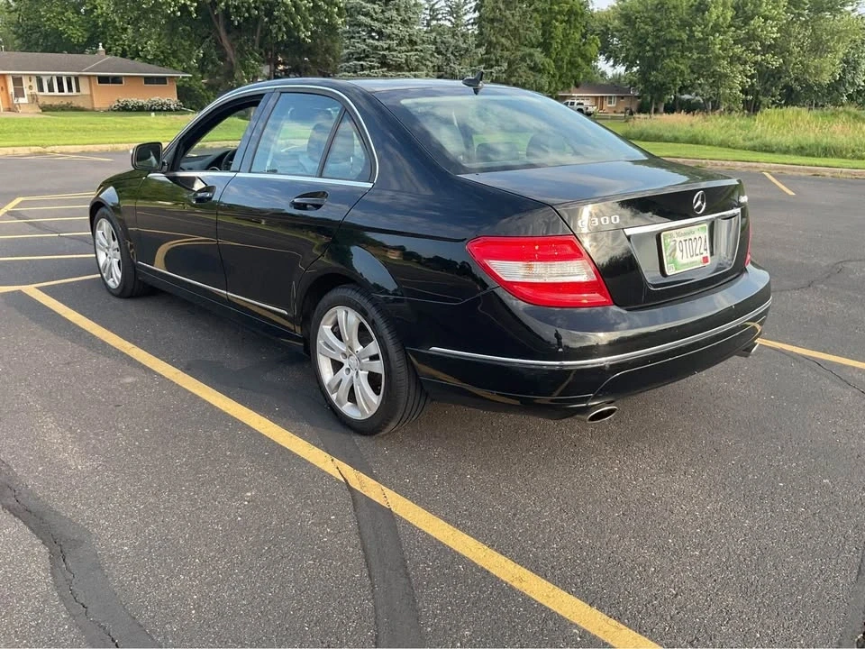 2009 Mercedes-Benz W204 C-Class - Image 4 of 19