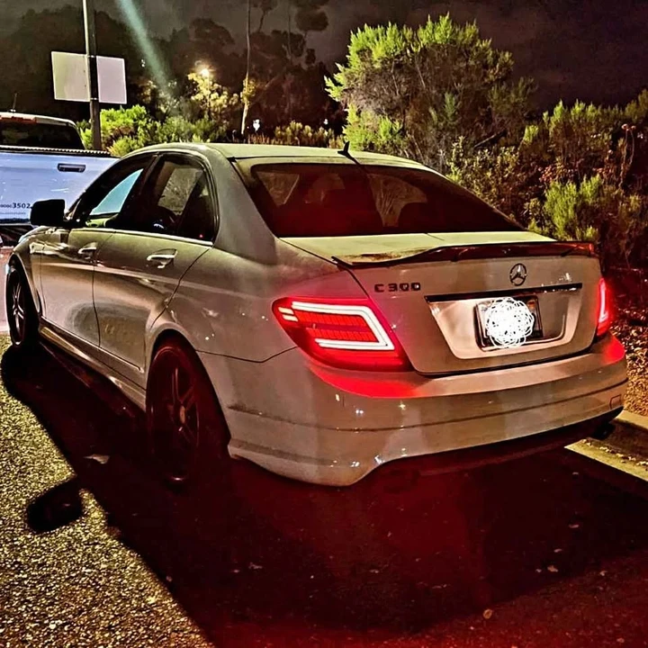 2009 Mercedes-Benz W204 C-Class - Image 3 of 7