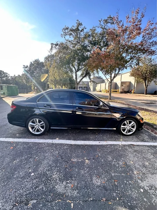 2009 Mercedes-Benz W204 C-Class - Image 3 of 12
