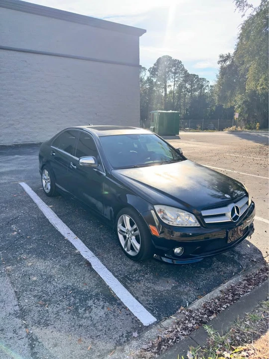 2009 Mercedes-Benz W204 C-Class - Image 2 of 12