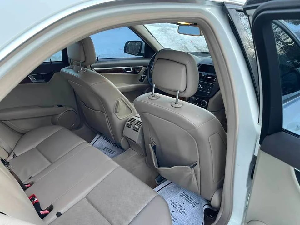 2009 Mercedes-Benz W204 C-Class - Image 10 of 13