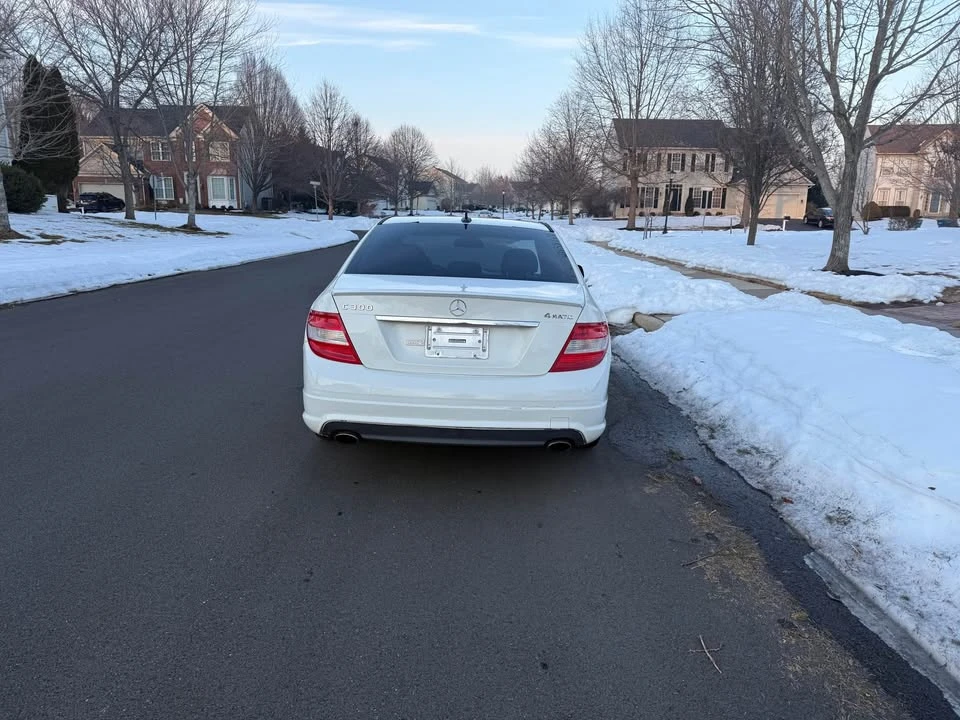 2009 Mercedes-Benz W204 C-Class - Image 7 of 16
