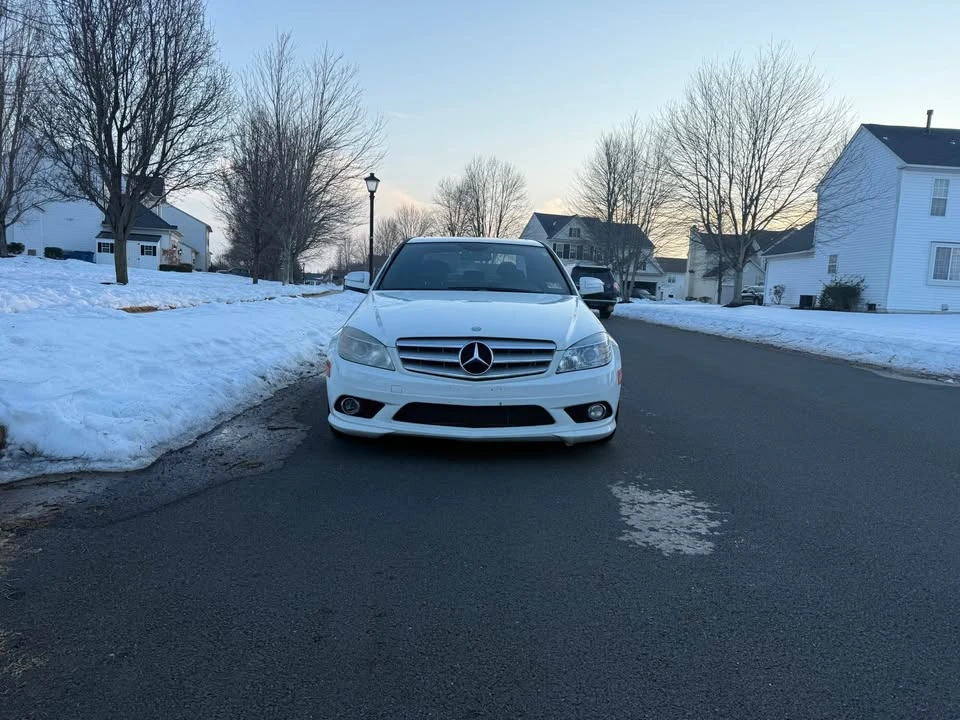 2009 Mercedes-Benz W204 C-Class - Image 2 of 16