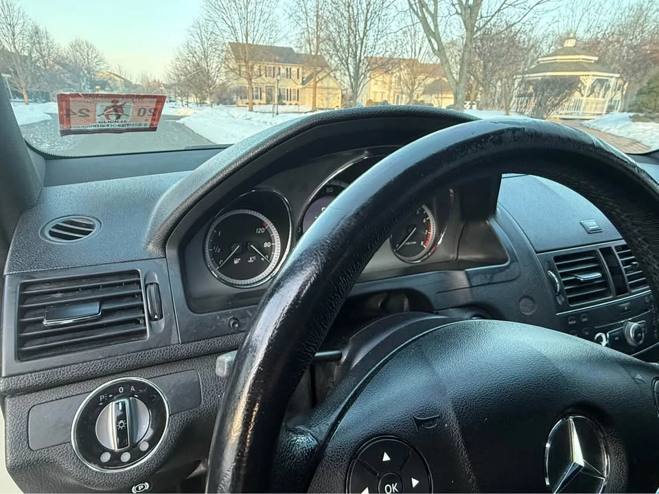 2009 Mercedes-Benz W204 C-Class - Image 15 of 16