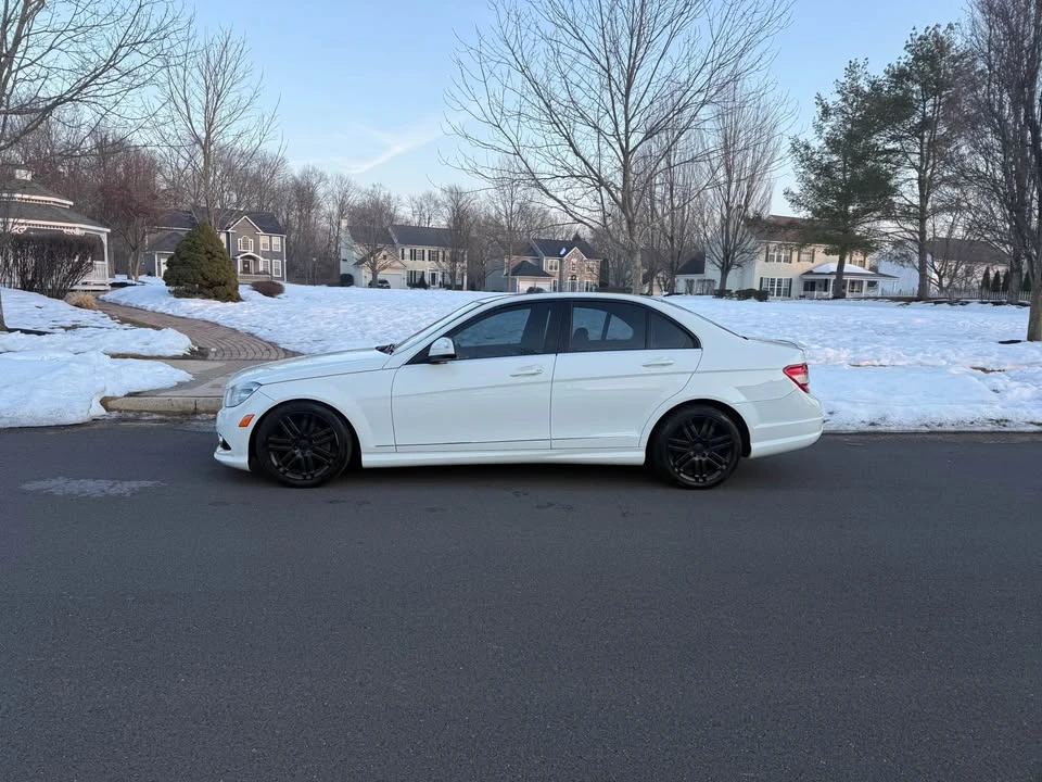 2009 Mercedes-Benz W204 C-Class - Image 4 of 16