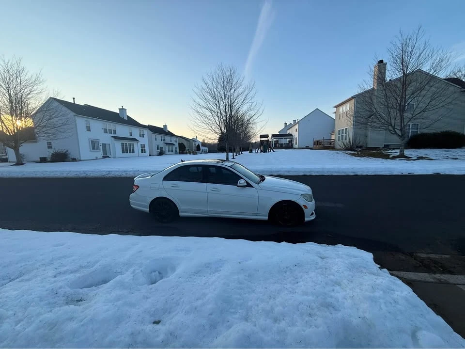 2009 Mercedes-Benz W204 C-Class - Image 9 of 16