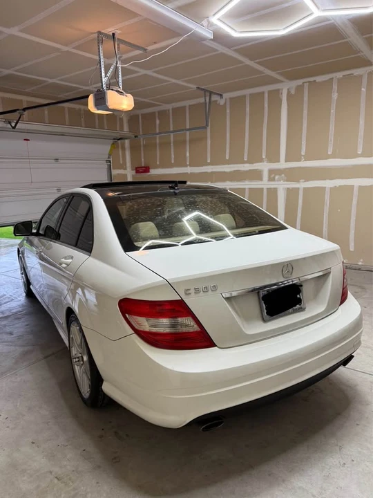 2009 Mercedes-Benz W204 C-Class - Image 7 of 10