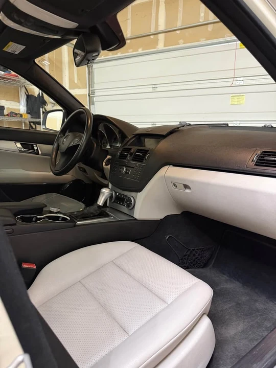 2009 Mercedes-Benz W204 C-Class - Image 10 of 10