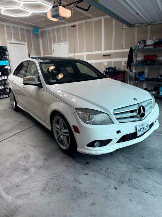 2009 Mercedes-Benz W204 C-Class - Image 4 of 10
