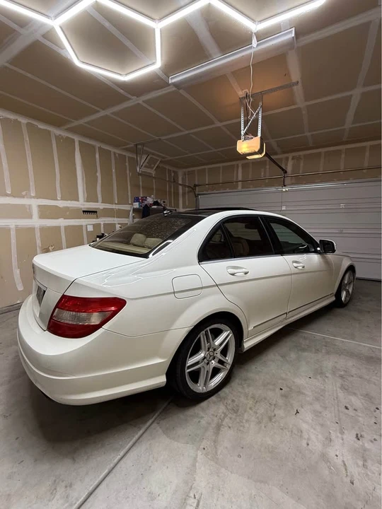 2009 Mercedes-Benz W204 C-Class - Image 5 of 10