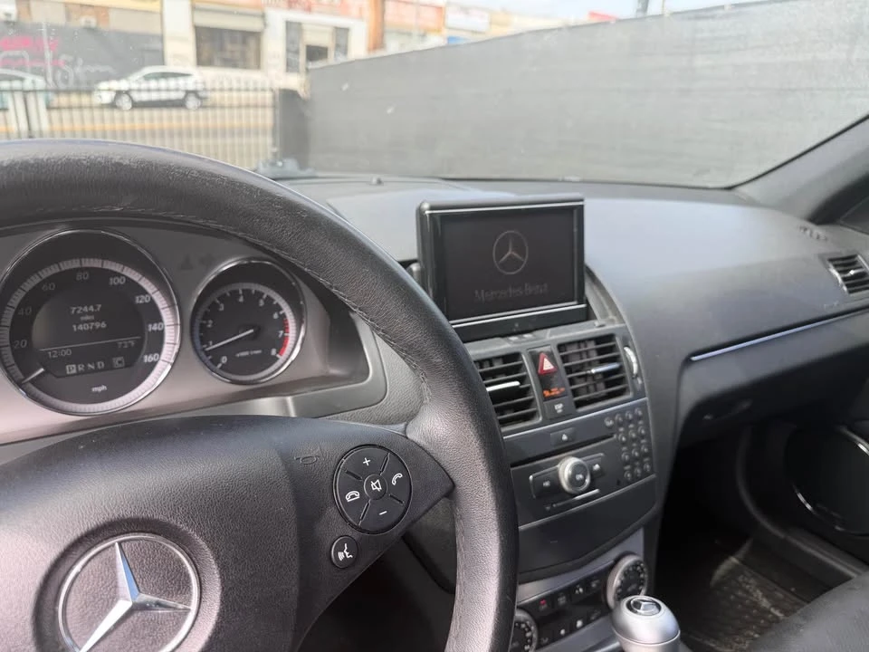 2009 Mercedes-Benz W204 C-Class - Image 4 of 8