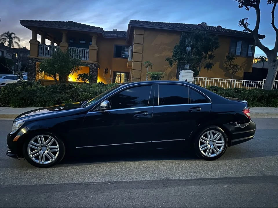 2009 Mercedes-Benz W204 C-Class - Image 2 of 5